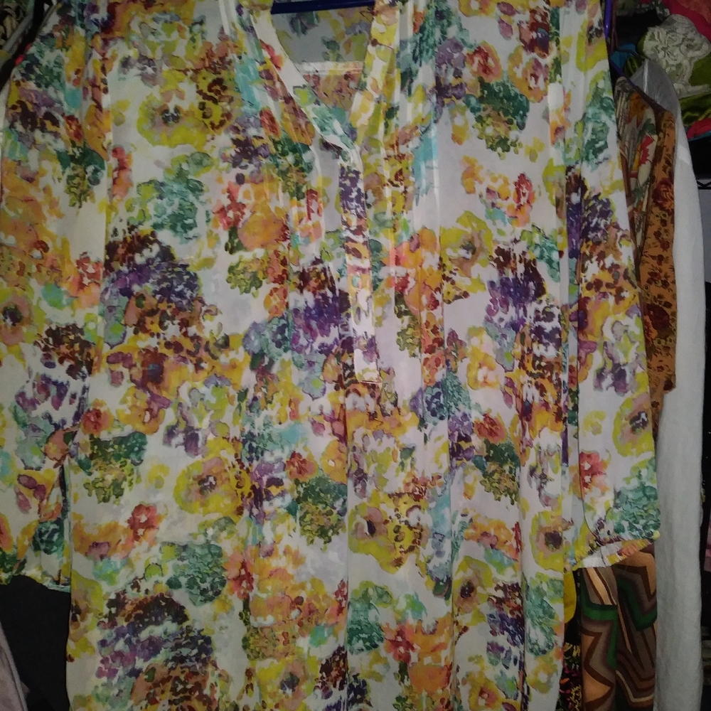3/$20 Ana A New Approach blouse medium